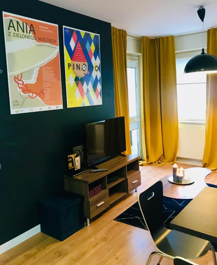 גורז'וב ווילקופולסקי Apartamenty Teatralne מראה חיצוני תמונה