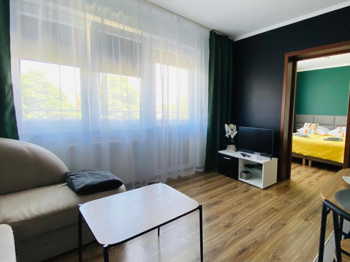 גורז'וב ווילקופולסקי Apartamenty Teatralne מראה חיצוני תמונה